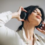 Bagaimana Musik Menjadi Teman Suasana Hati dalam Aktivitas Sehari-hari